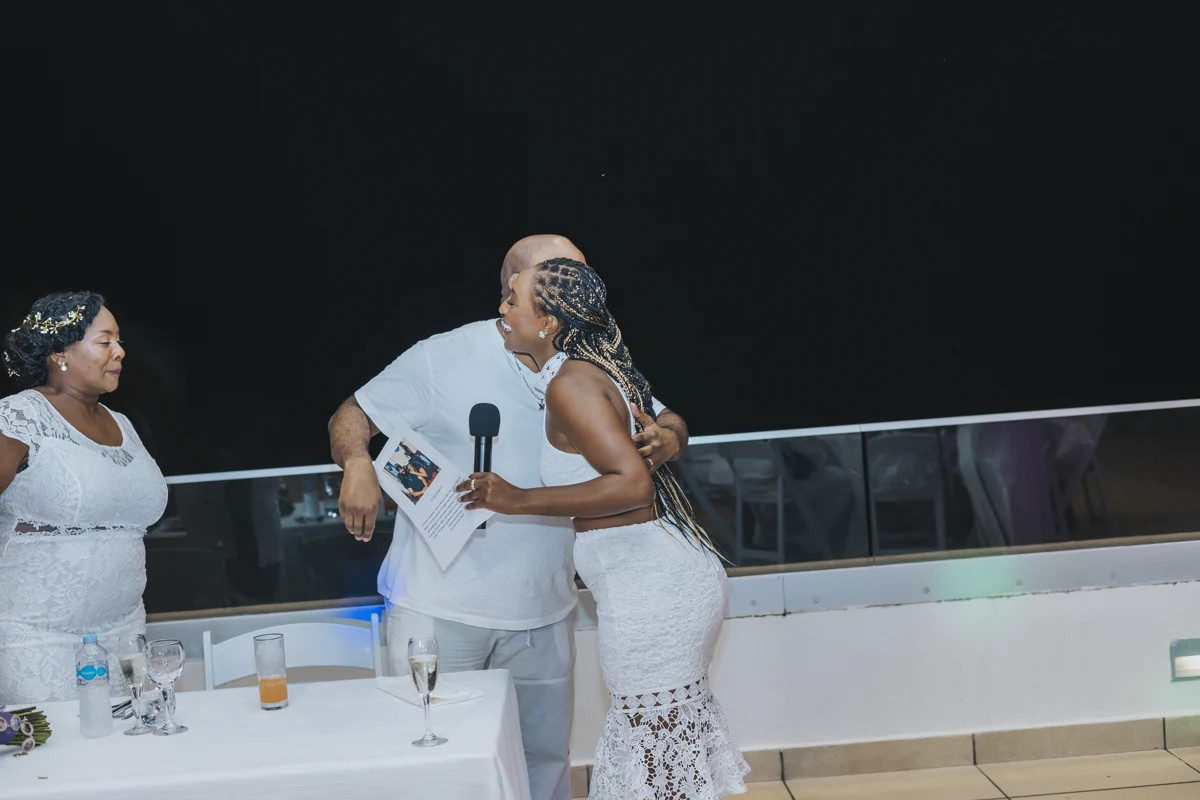 Discurso durante una recepción de boda en Punta Cana